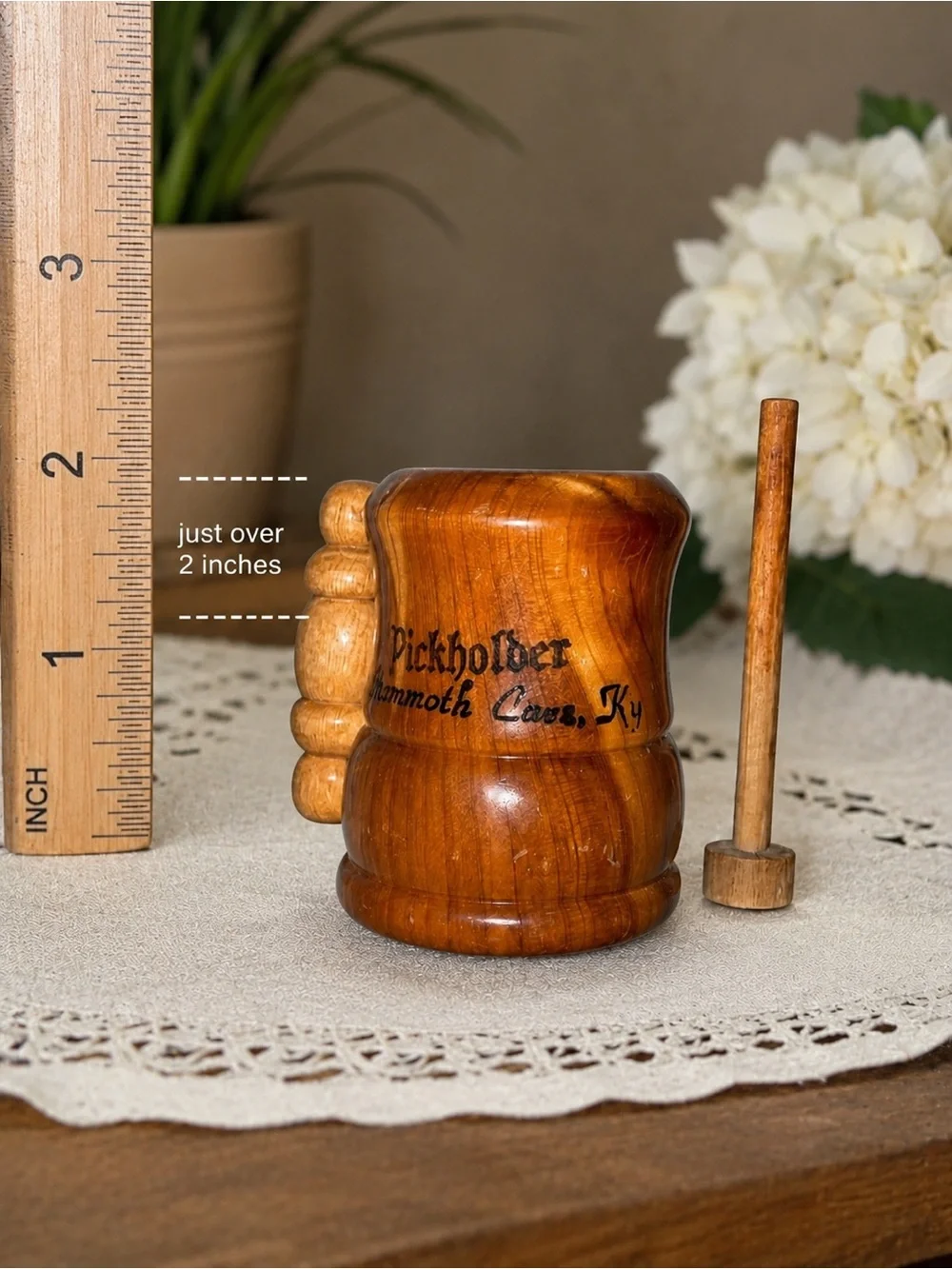 Vintage Mammoth Cave KY Wooden Pickholder Toothpick Holder